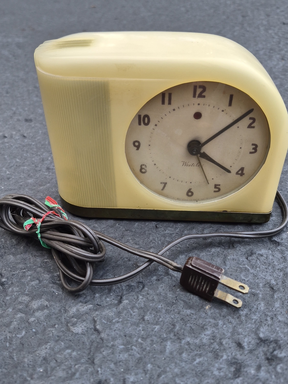 Vintage Westclox Moonbeam Electric Alarm Clock